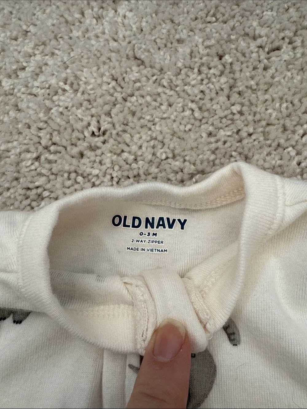 Old Navy cream footed
